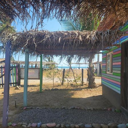 Johnny Fiestas Hostel Las Lajas  Ngoại thất bức ảnh